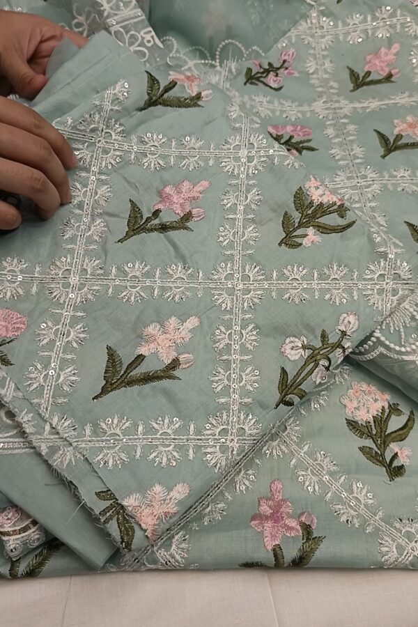Maria B luxury lawn 2550