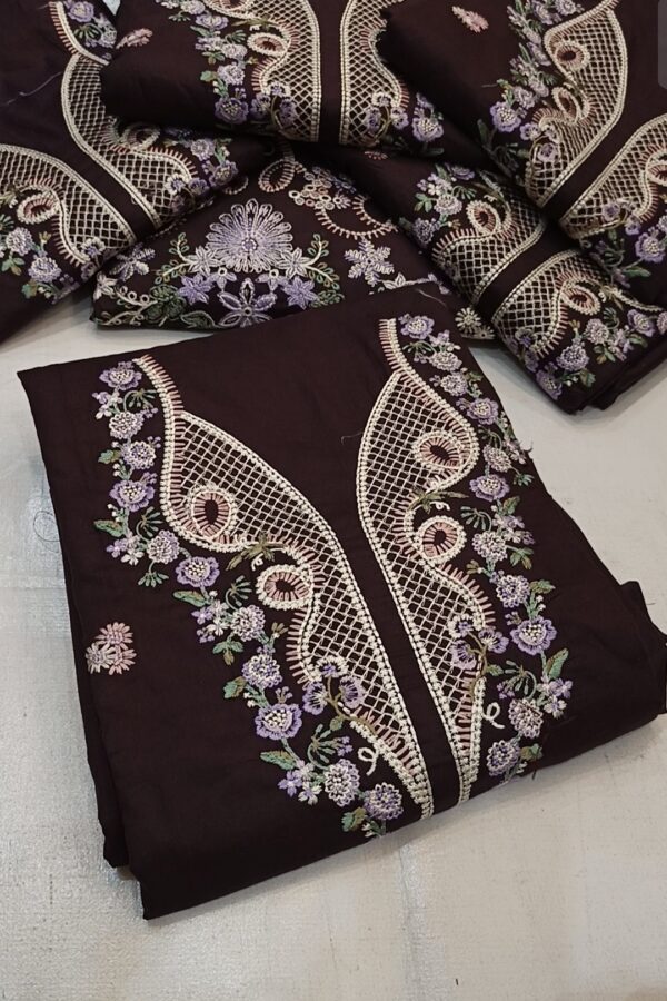 Jazmine Plum Luxury Lawn
